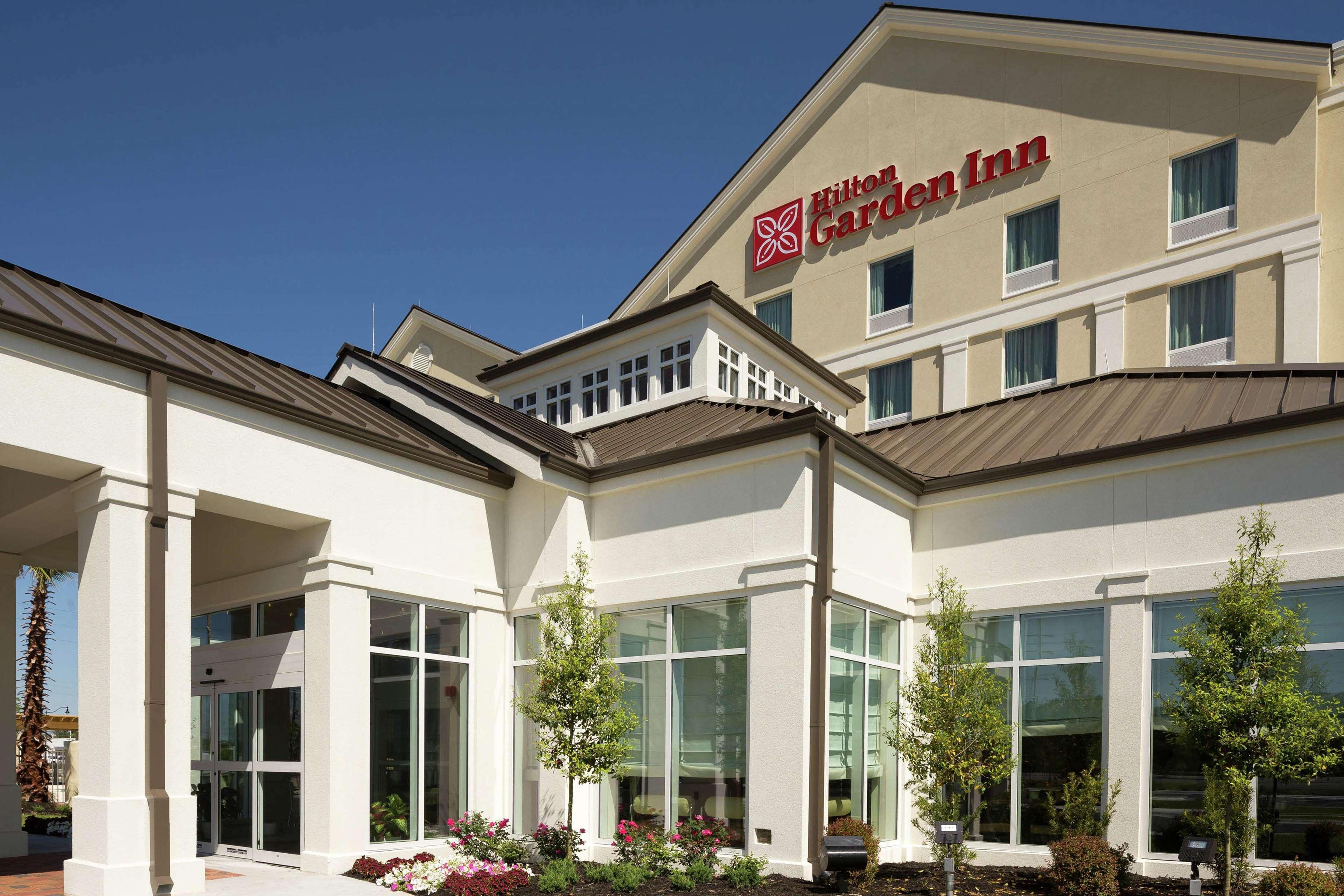 Hilton Garden Inn Pascagoula Exterior photo